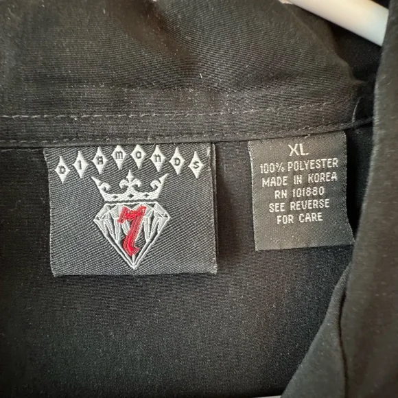 Men’s 7 Diamonds Hawaiian Button-Down - Picture 7 of 8